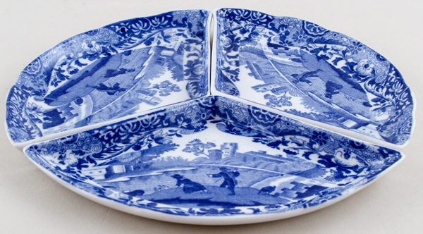 Small Dishes set of three c1930s